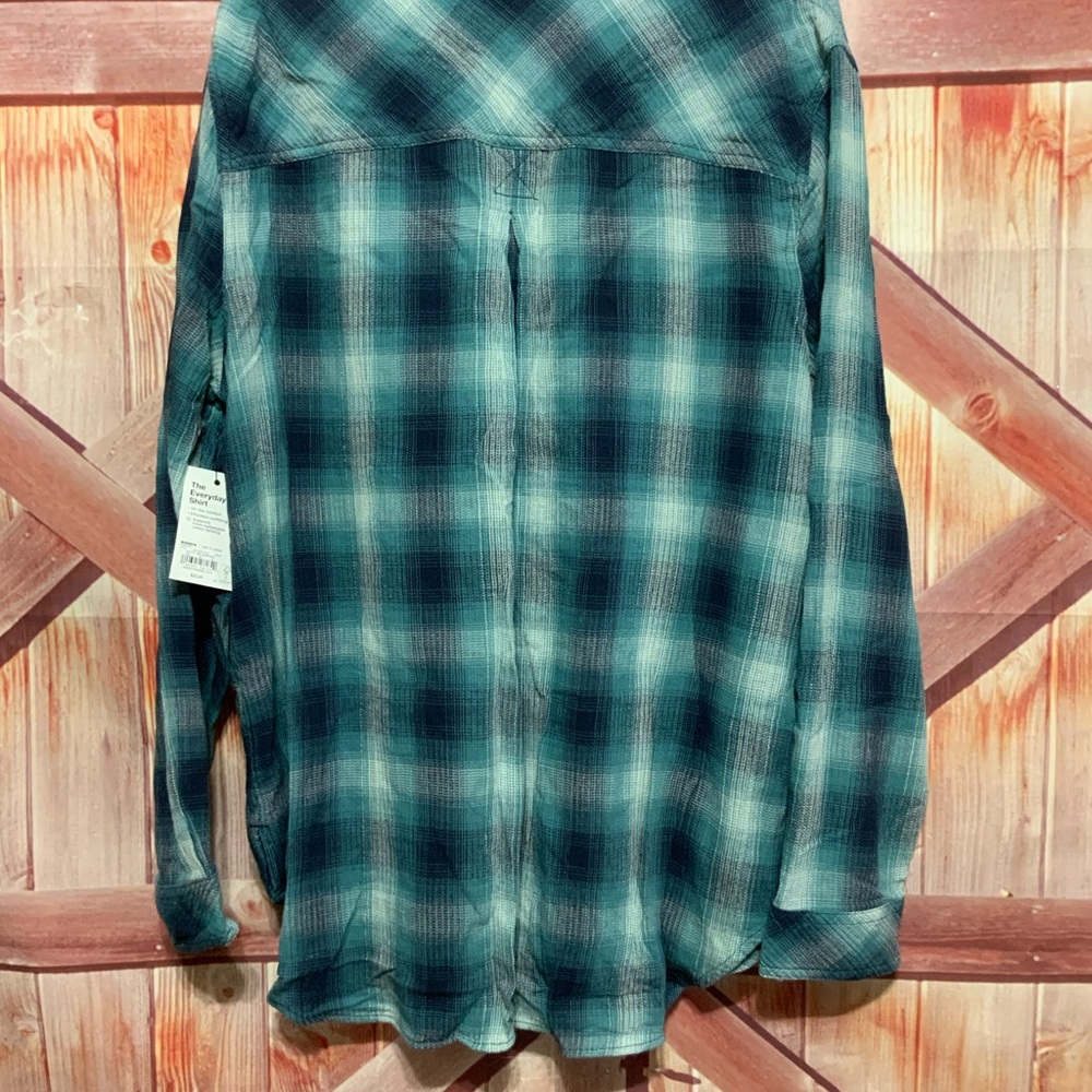 Sonoma, new with tags flannel plaid shirt women’s - Picture 4 of 4
